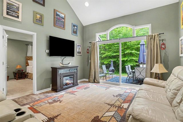 17473 Park Place Circle, Spring Lake, MI 49456