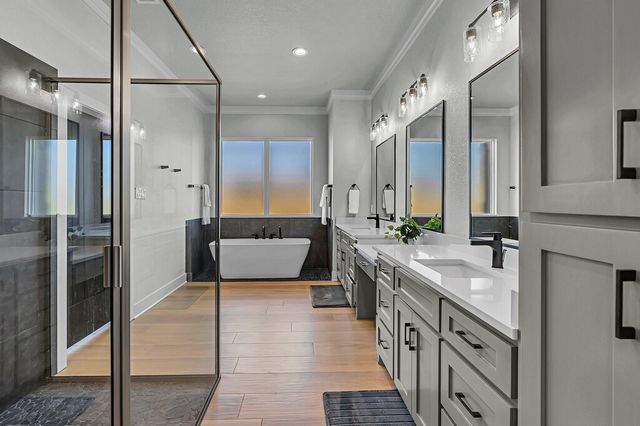 266 John Nors Road, West, TX 76691