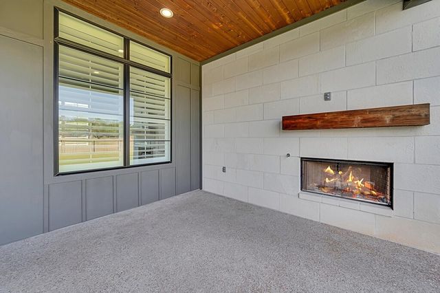 266 John Nors Road, West, TX 76691