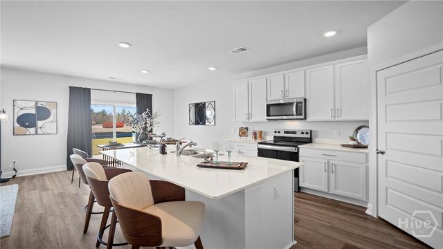 102 Buckeye Road, Guyton, GA 31312