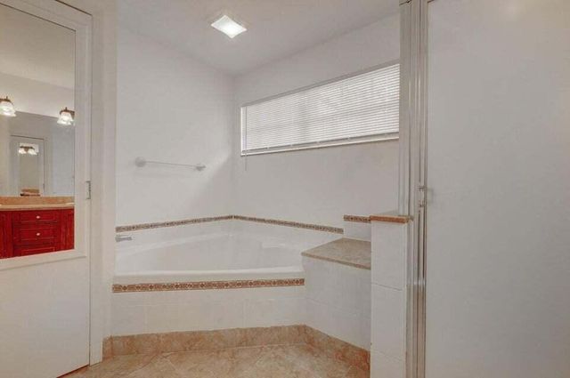 10758 Lake Jasmine Drive, Boca Raton, FL 33498