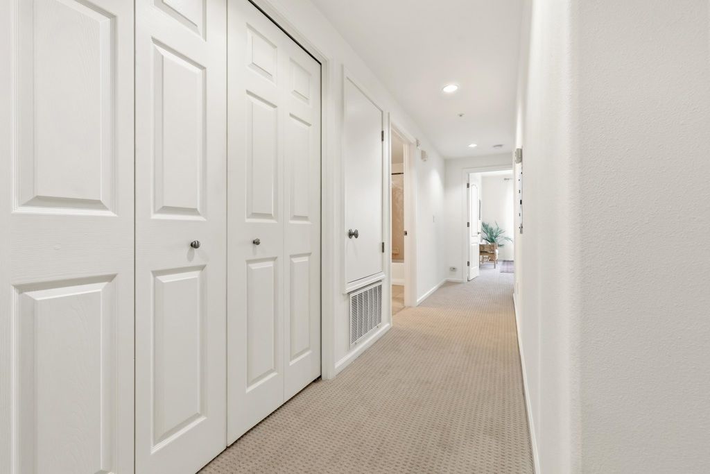 Image 12 of property listing at 111 111 Saint Matthews Ave 304, San Mateo, CA 94401