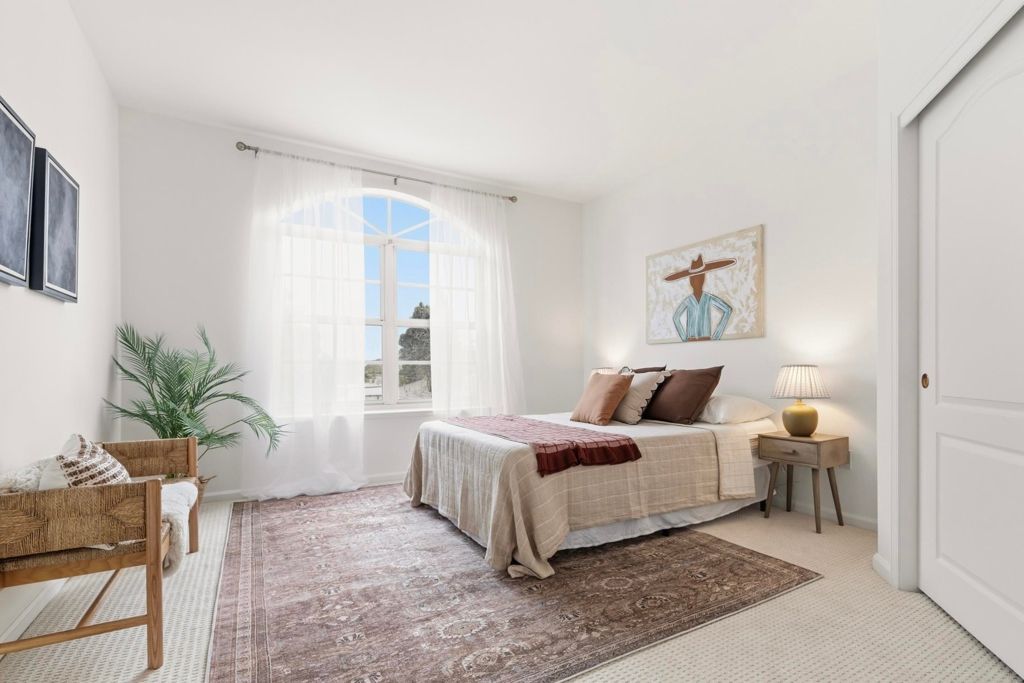 Image 18 of property listing at 111 111 Saint Matthews Ave 304, San Mateo, CA 94401