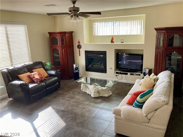 644 Newberry Springs Drive, Las Vegas, NV 89148