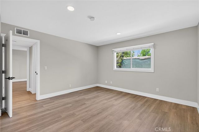 8416 Burnet Avenue 7, North Hills, CA 91343