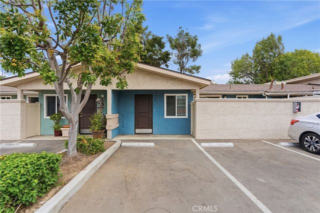 8416 Burnet Avenue 7, North Hills, CA 91343