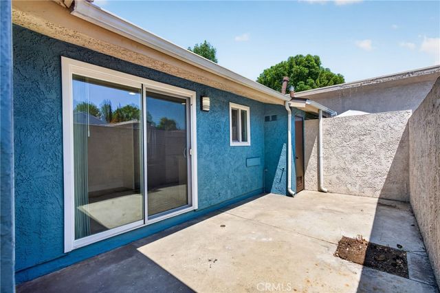 8416 Burnet Avenue 7, North Hills, CA 91343