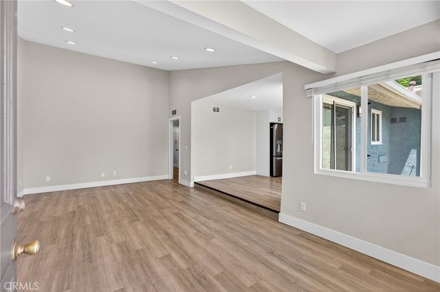 8416 Burnet Avenue 7, North Hills, CA 91343