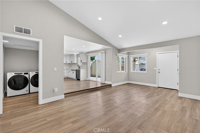8416 Burnet Avenue 7, North Hills, CA 91343