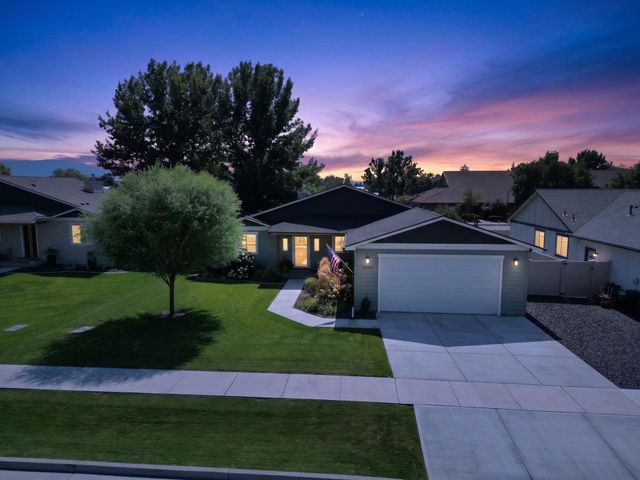 14004 E Sanson Ave, Spokane Valley, WA 99216