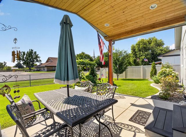 14004 E Sanson Ave, Spokane Valley, WA 99216