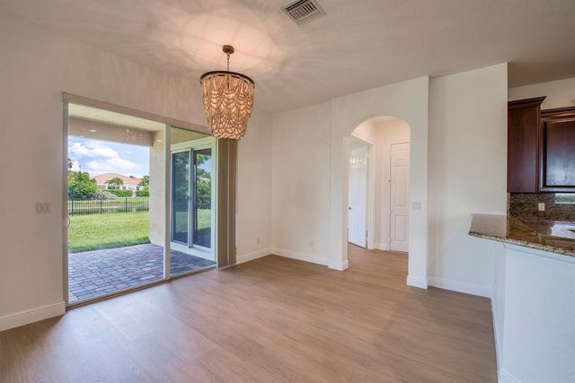172 Manor Circle, Jupiter, FL 33458