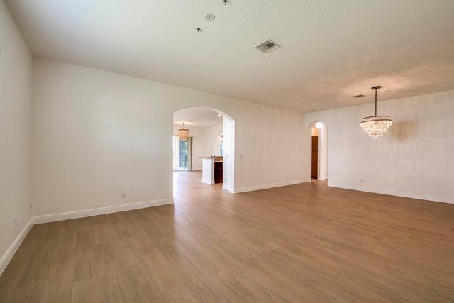 172 Manor Circle, Jupiter, FL 33458