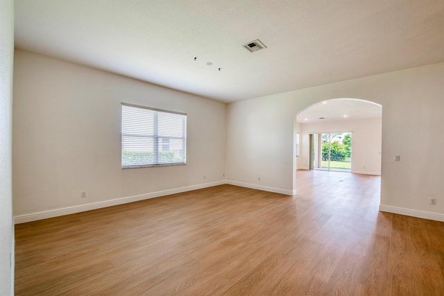 172 Manor Circle, Jupiter, FL 33458
