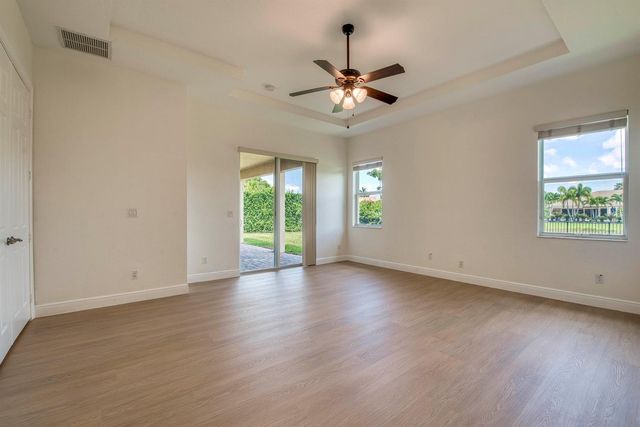 172 Manor Circle, Jupiter, FL 33458