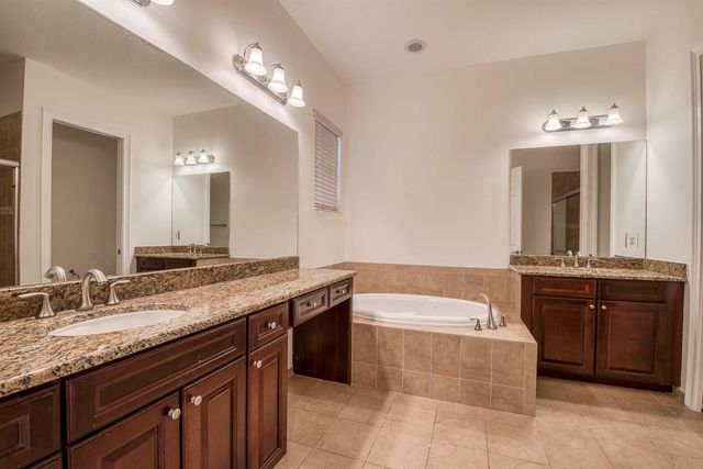 172 Manor Circle, Jupiter, FL 33458