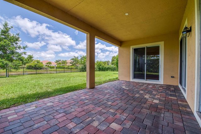 172 Manor Circle, Jupiter, FL 33458