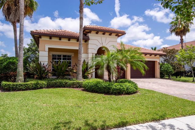 172 Manor Circle, Jupiter, FL 33458