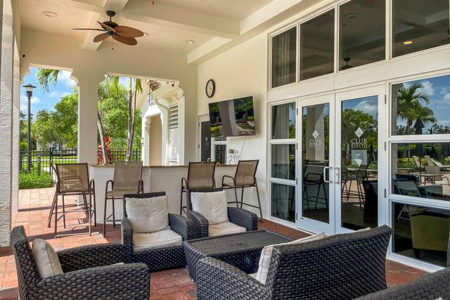 172 Manor Circle, Jupiter, FL 33458