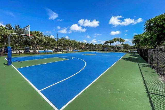 172 Manor Circle, Jupiter, FL 33458