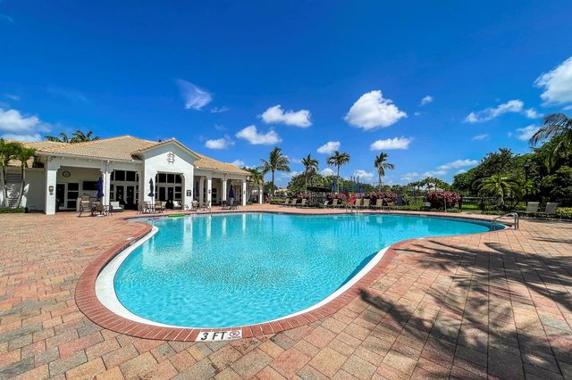 172 Manor Circle, Jupiter, FL 33458