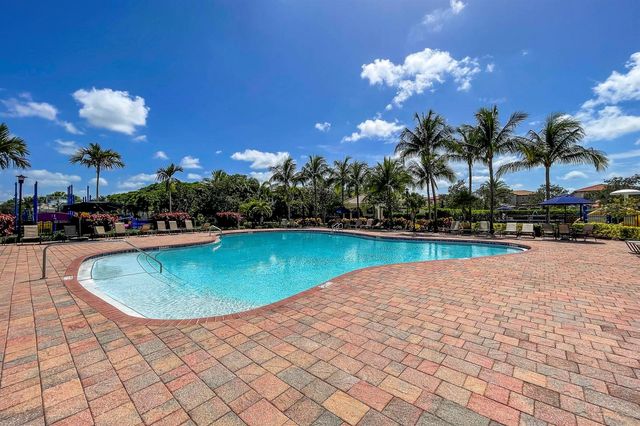 172 Manor Circle, Jupiter, FL 33458