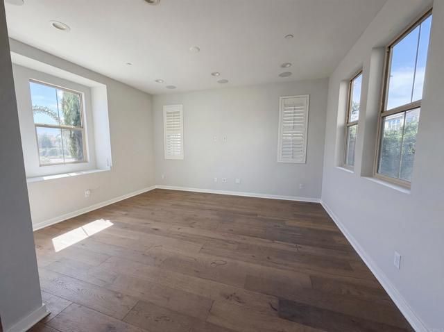 951 Camino Aldea, Chula Vista, CA 91913