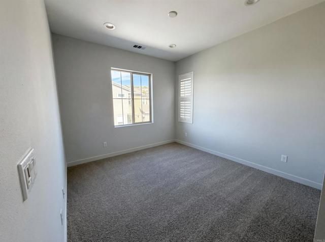 951 Camino Aldea, Chula Vista, CA 91913