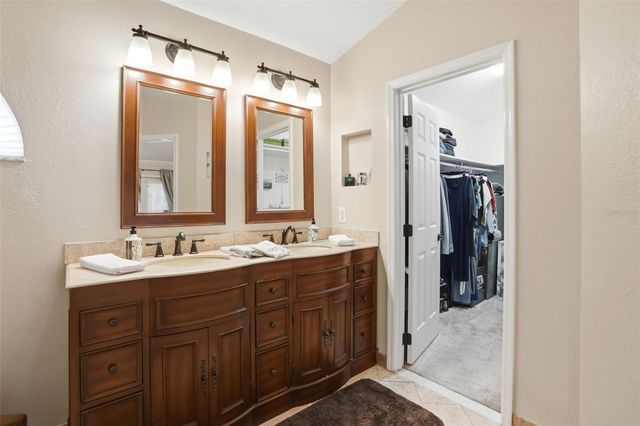 4967 COURTLAND LOOP, Winter Springs, FL 32708