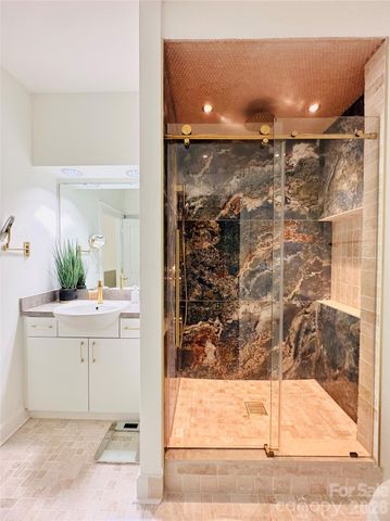 671 N Alexander Street, Charlotte, NC 28202