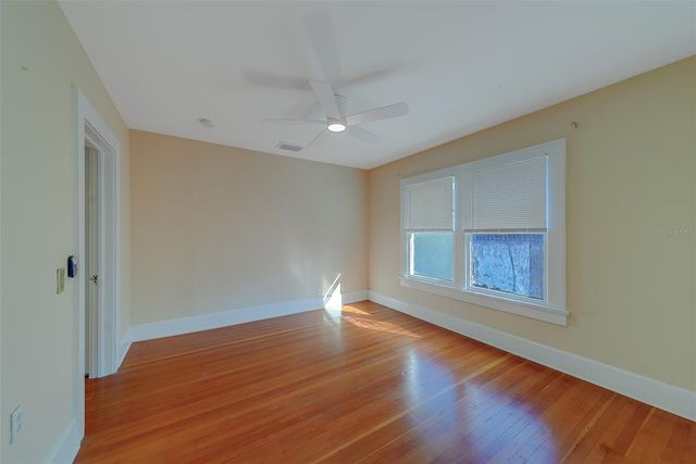 4642 7TH AVENUE N, St Petersburg, FL 33713