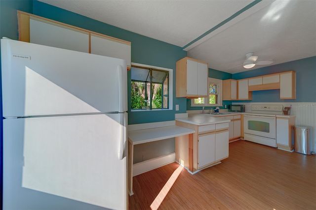 4642 7TH AVENUE N, St Petersburg, FL 33713