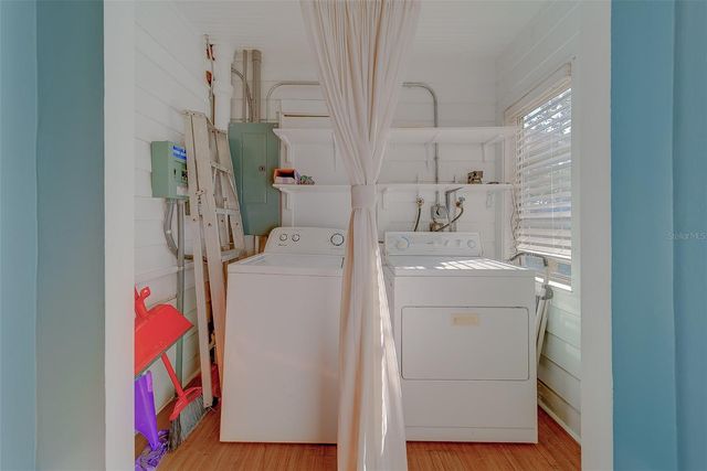 4642 7TH AVENUE N, St Petersburg, FL 33713