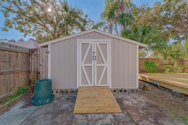 4642 7TH AVENUE N, St Petersburg, FL 33713