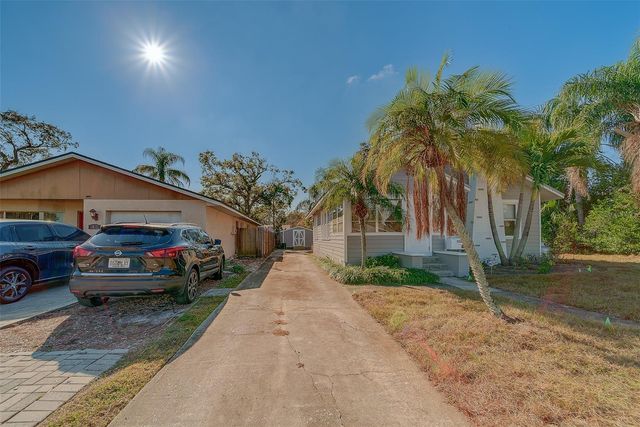 4642 7TH AVENUE N, St Petersburg, FL 33713