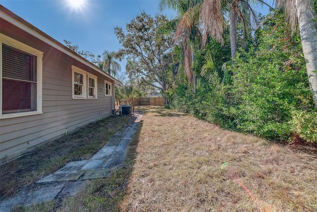 4642 7TH AVENUE N, St Petersburg, FL 33713