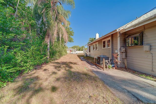 4642 7TH AVENUE N, St Petersburg, FL 33713