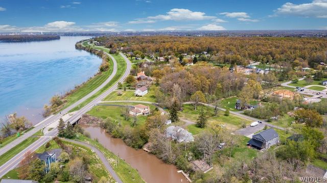 3179 West River Road, Grand Island, NY 14072