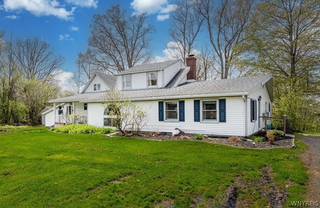 3179 West River Road, Grand Island, NY 14072