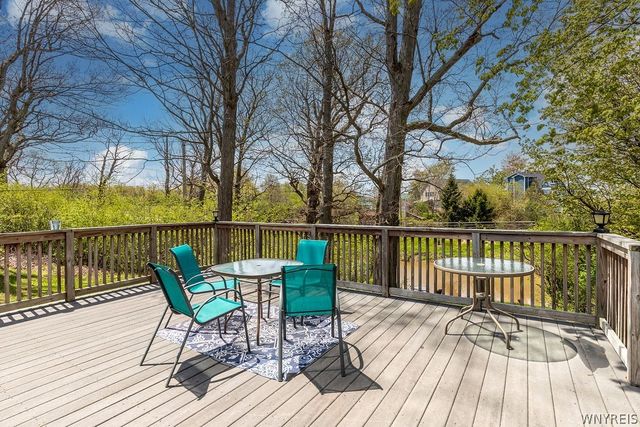3179 West River Road, Grand Island, NY 14072