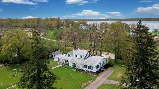 3179 West River Road, Grand Island, NY 14072