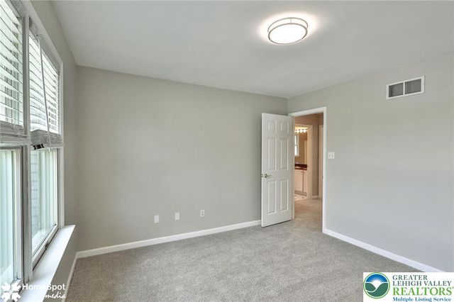 1680 Deer Path Road, Forks Twp, PA 18040