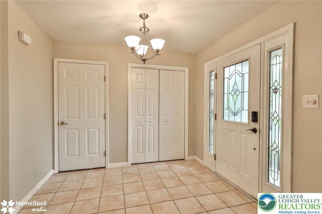 1680 Deer Path Road, Forks Twp, PA 18040