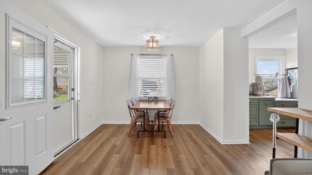 Image 11 of property listing at 611 BEVERLY RD, Reisterstown, MD 21136