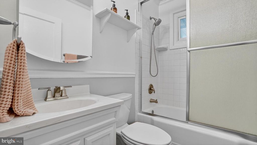 Image 18 of property listing at 611 BEVERLY RD, Reisterstown, MD 21136