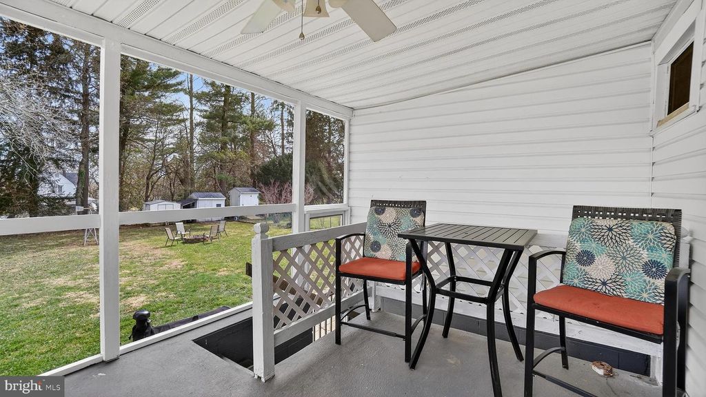 Image 37 of property listing at 611 BEVERLY RD, Reisterstown, MD 21136