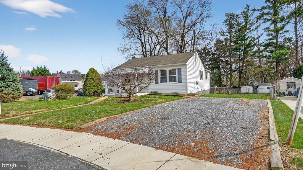 Image 4 of property listing at 611 BEVERLY RD, Reisterstown, MD 21136