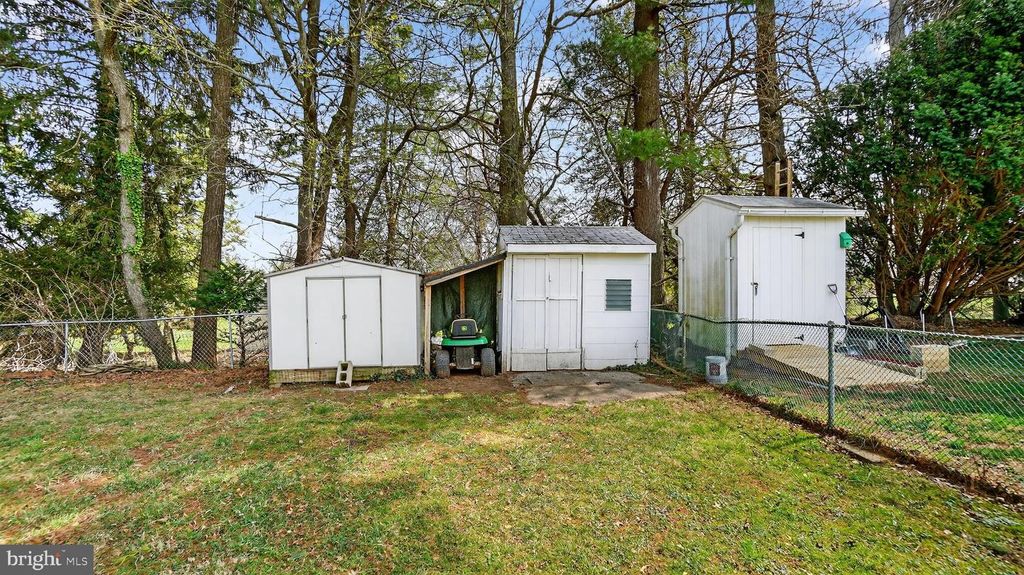 Image 44 of property listing at 611 BEVERLY RD, Reisterstown, MD 21136