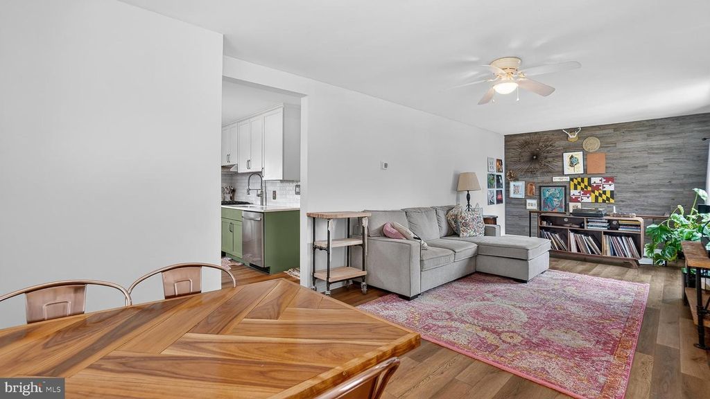 Image 6 of property listing at 611 BEVERLY RD, Reisterstown, MD 21136