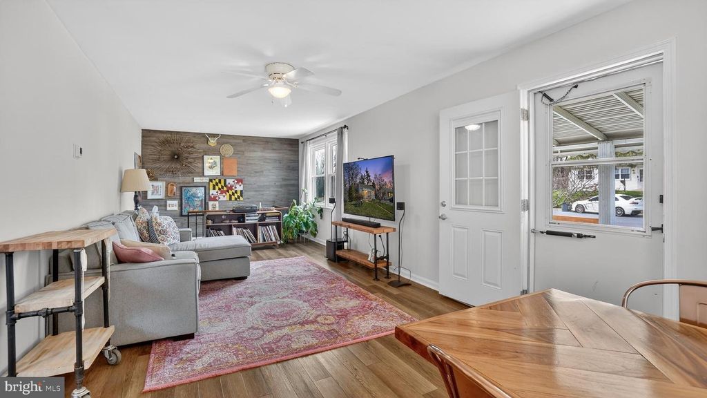 Image 7 of property listing at 611 BEVERLY RD, Reisterstown, MD 21136